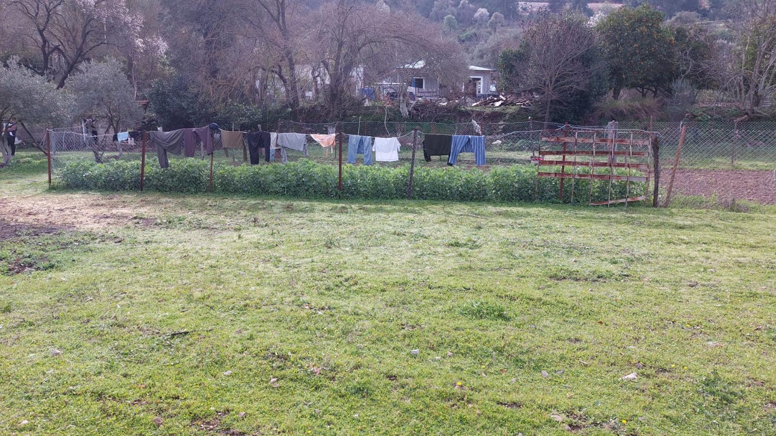 SATILIK 1.847 M2 ARSA VE İÇİNDE BİNA